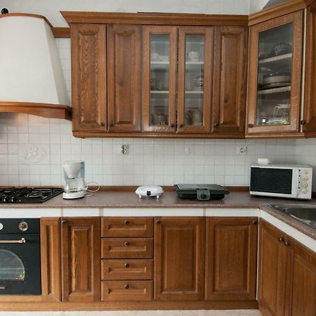 Apartmani Nives Lovran Εξωτερικό φωτογραφία