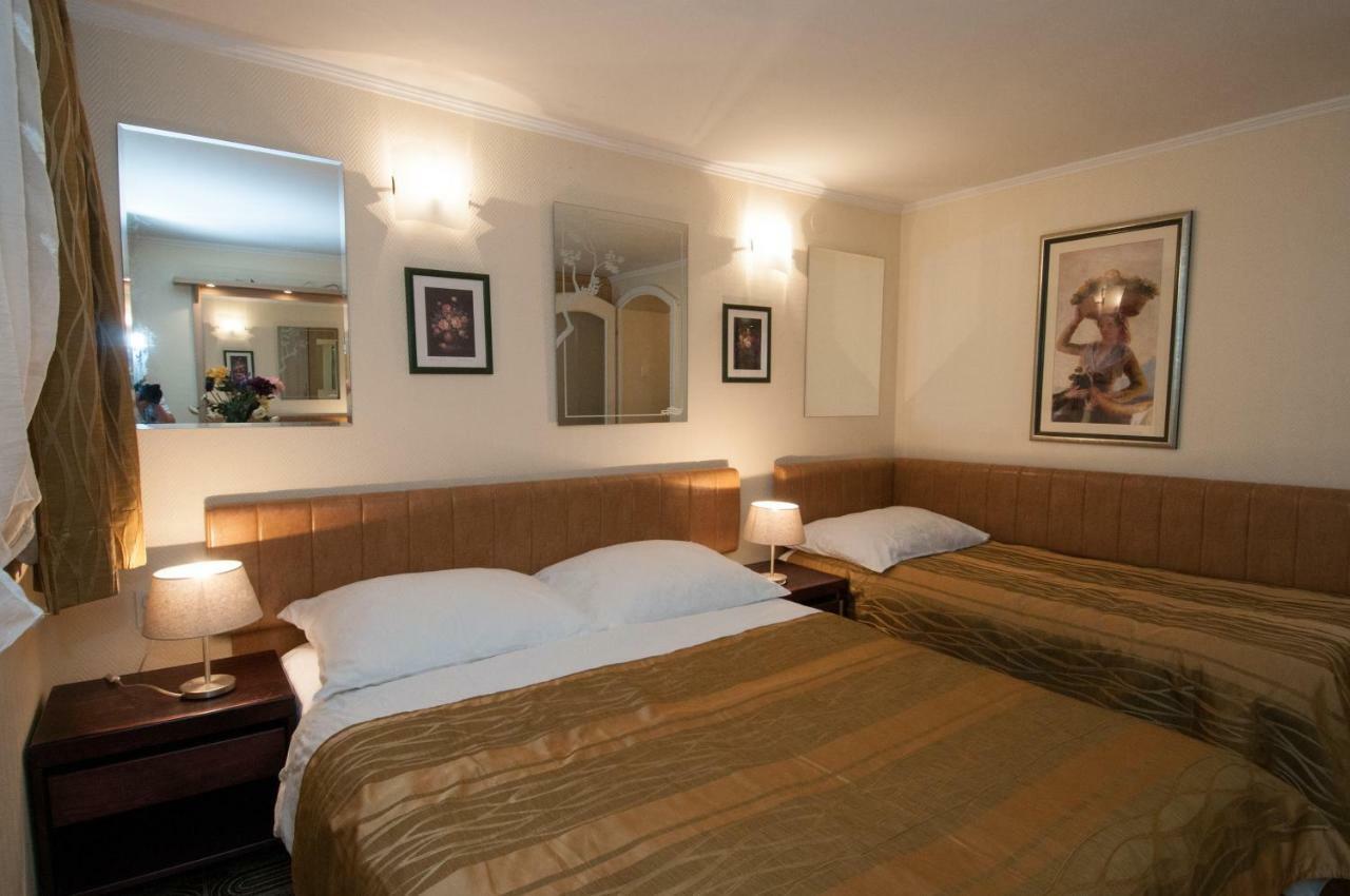 Apartmani Nives Lovran Εξωτερικό φωτογραφία