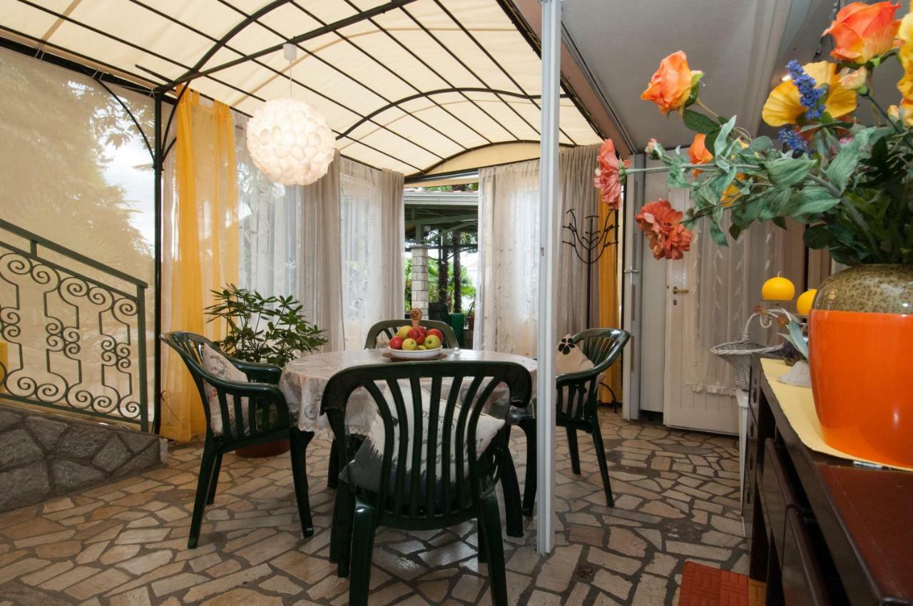 Apartmani Nives Lovran Εξωτερικό φωτογραφία